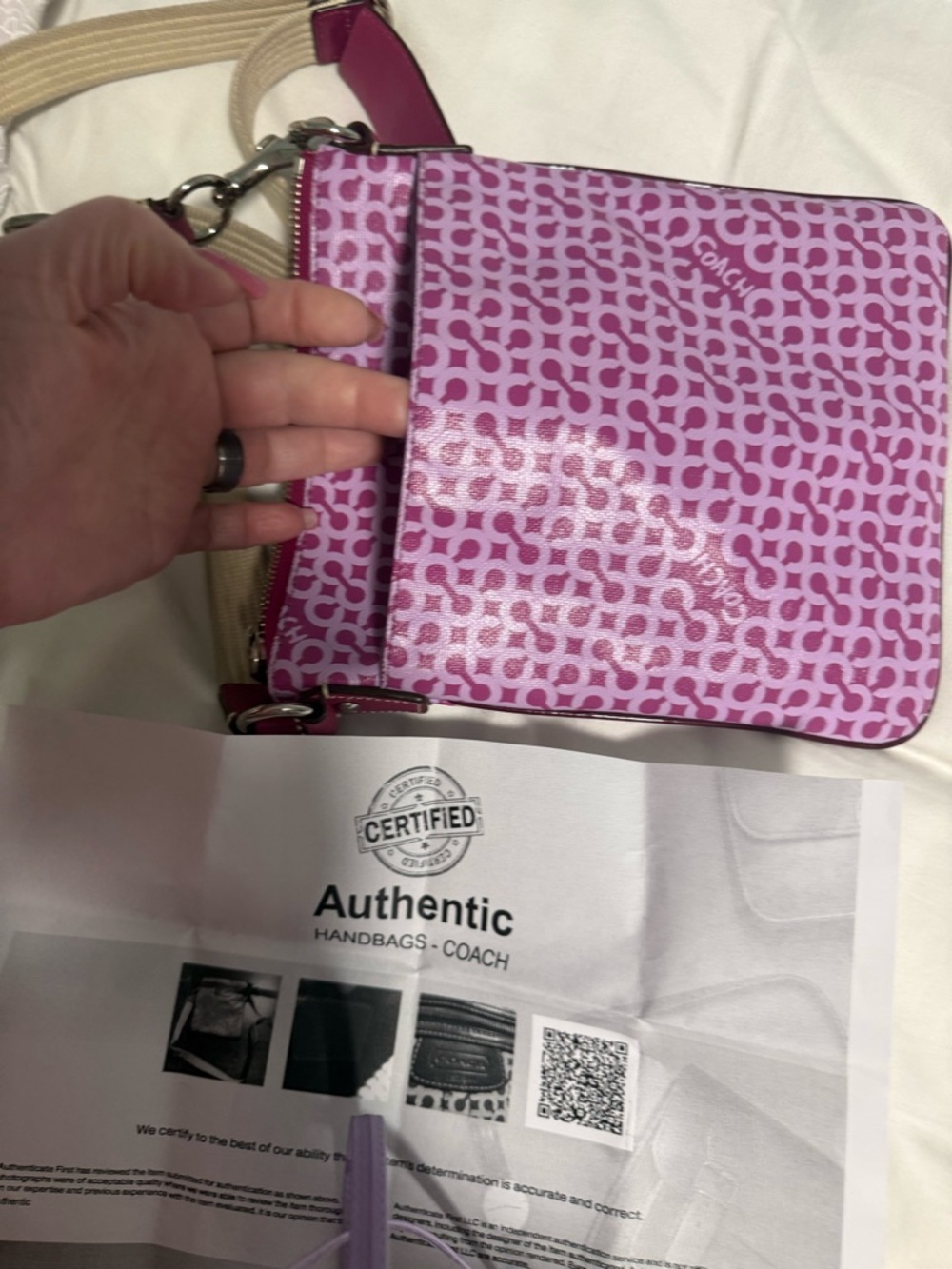 Coach 2008 Lavender logo print Crossbody in leather w/COA!! - Picture 14 of 16